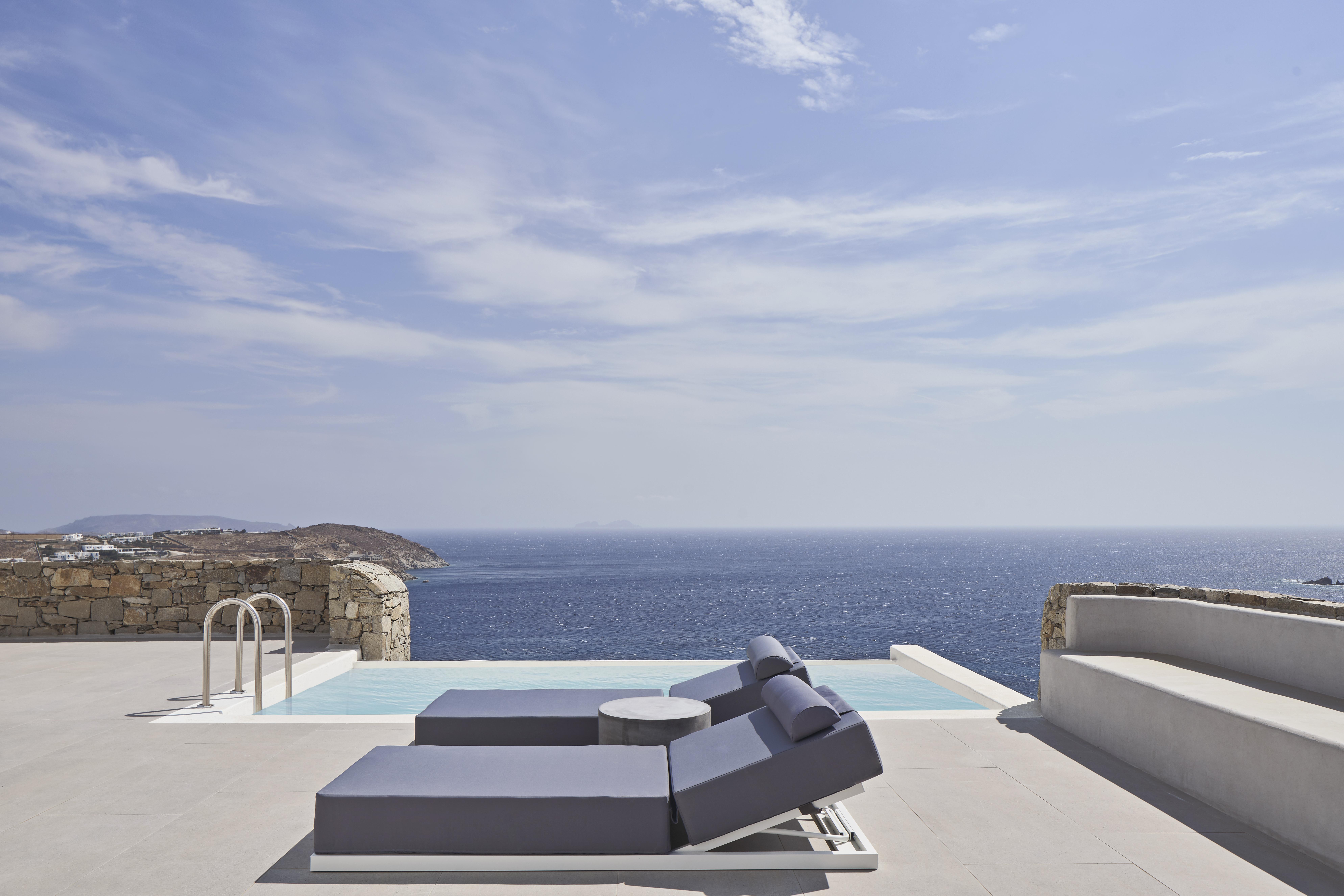 Radisson Blu Euphoria Resort, Mykonos 5*