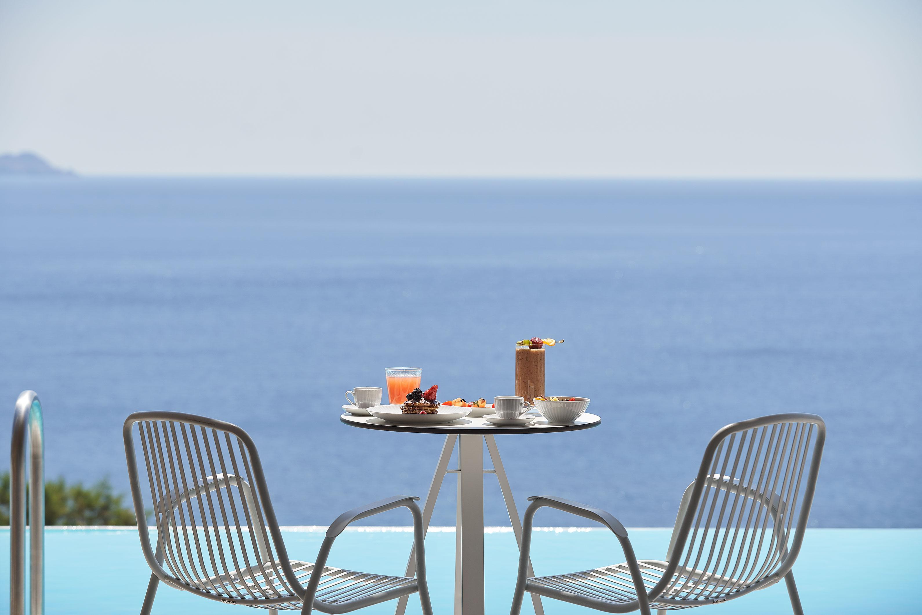Hotel Radisson Blu Euphoria Resort, Mykonos 5*
